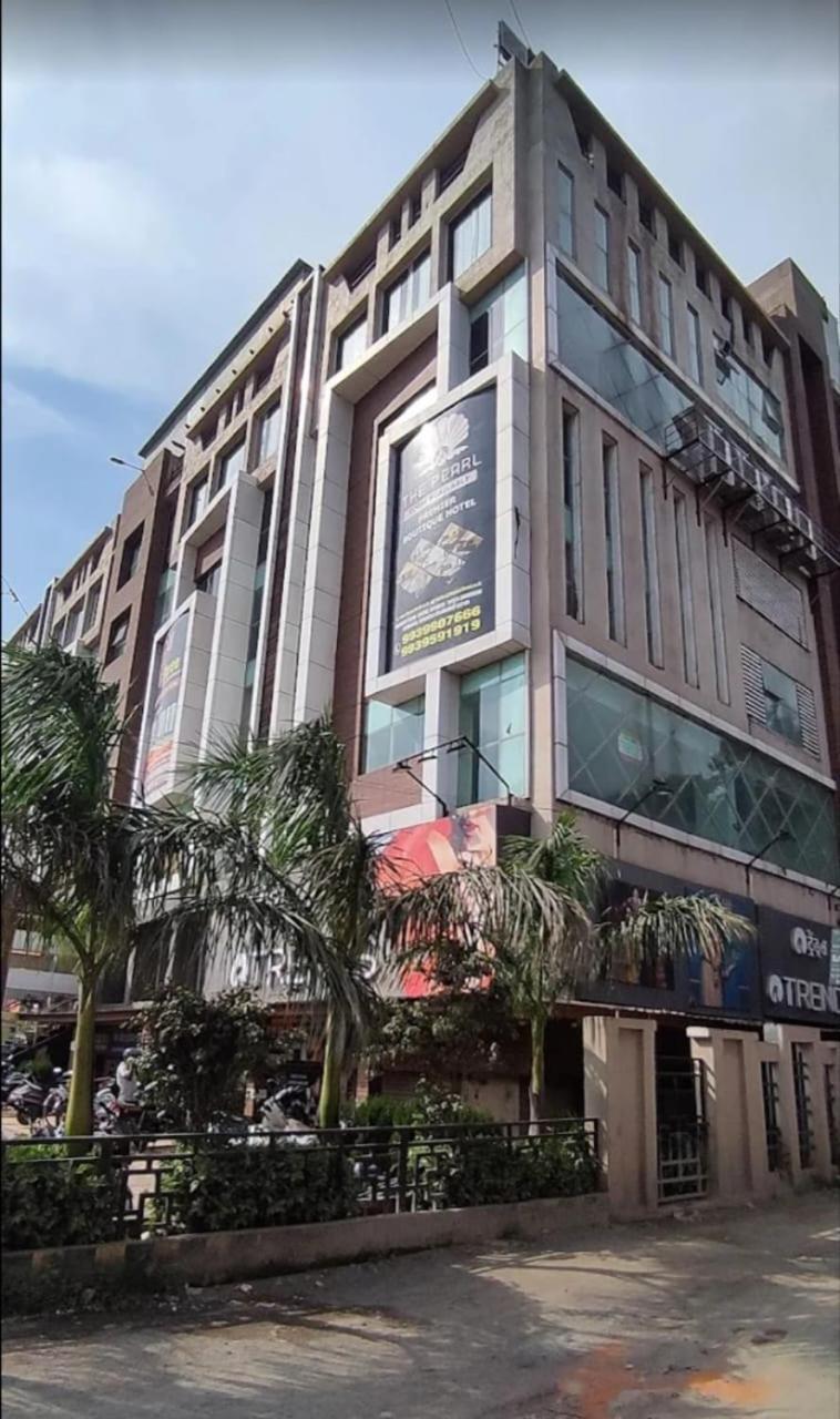 The Pearl Hotel Jamshedpur Exterior photo